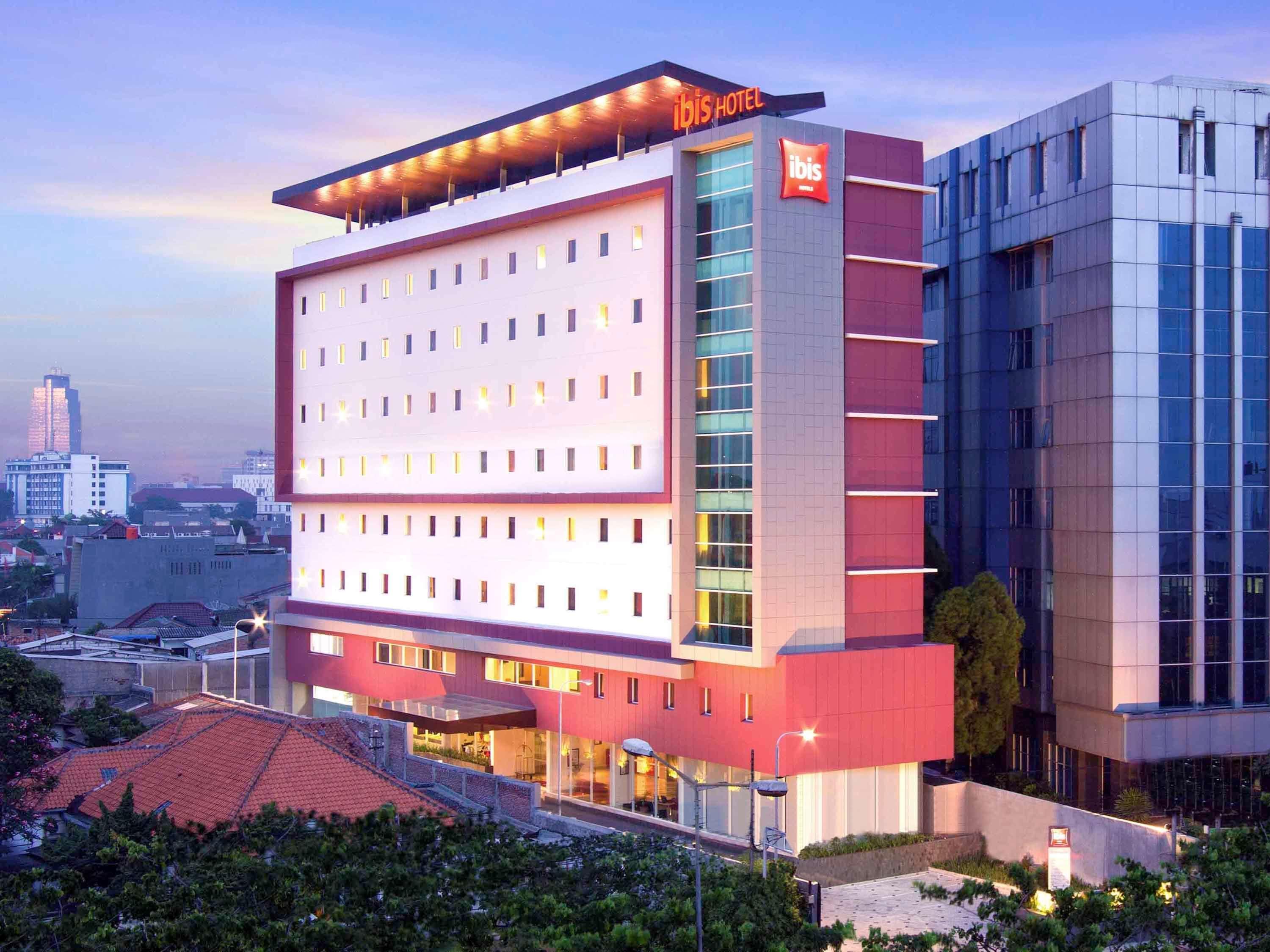Ibis Jakarta Senen Eksteriør billede