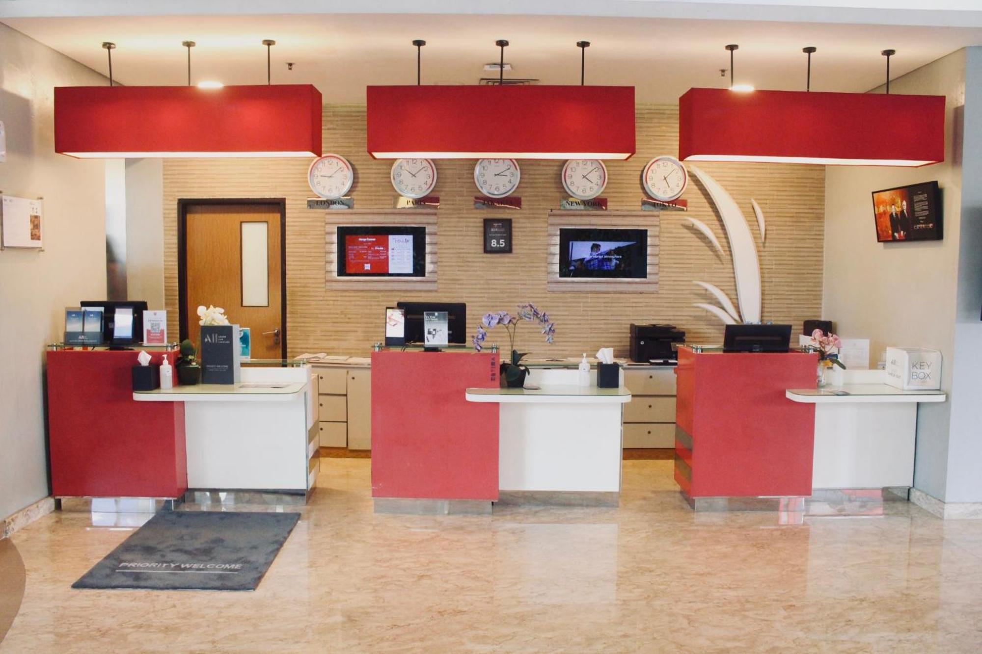 Ibis Jakarta Senen Eksteriør billede