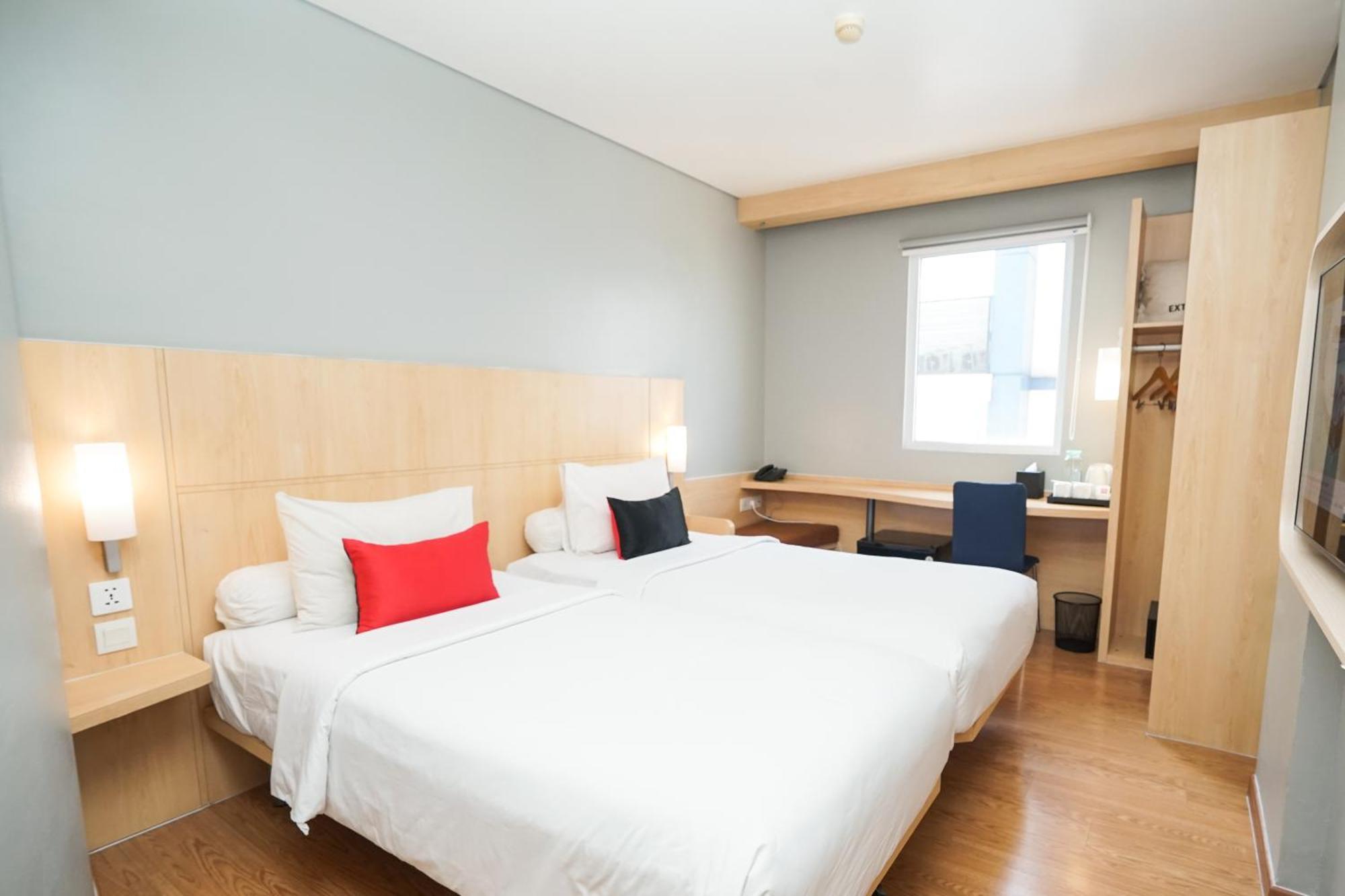 Ibis Jakarta Senen Eksteriør billede