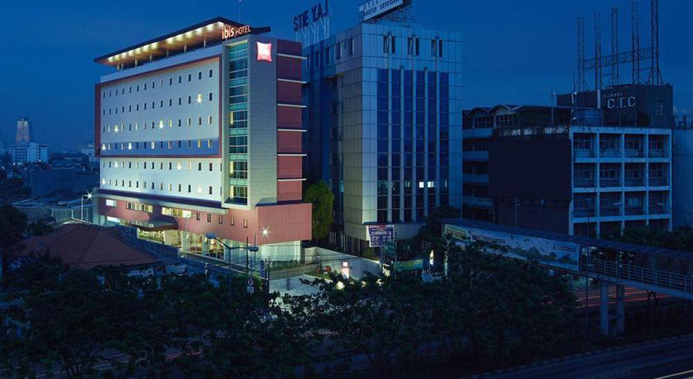 Ibis Jakarta Senen Eksteriør billede